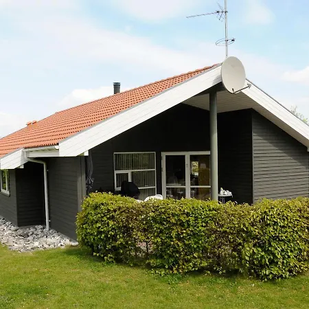 Four-bedroom Holiday In Glesborg 14